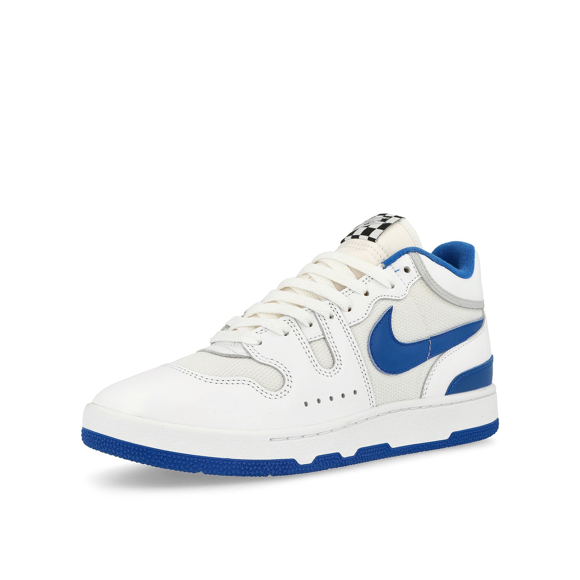 Nike<br>Attack