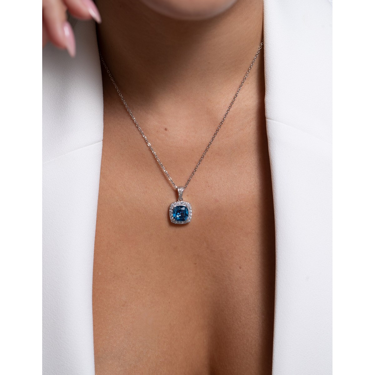 Collier mono-motif MARGARET en Argent avec pierre synthétique bleu topaze