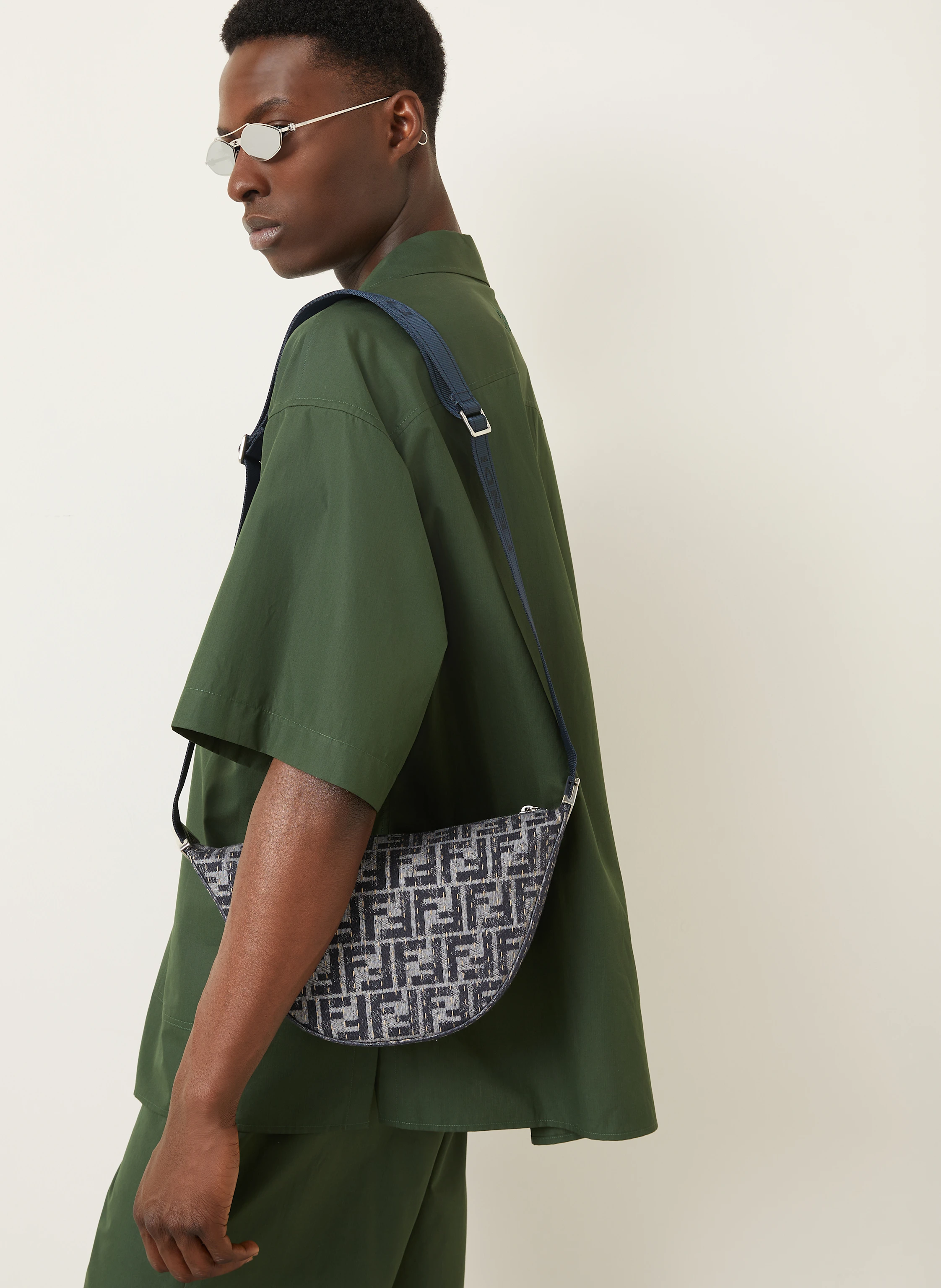 FENDI Umhängetasche MELON SMALL