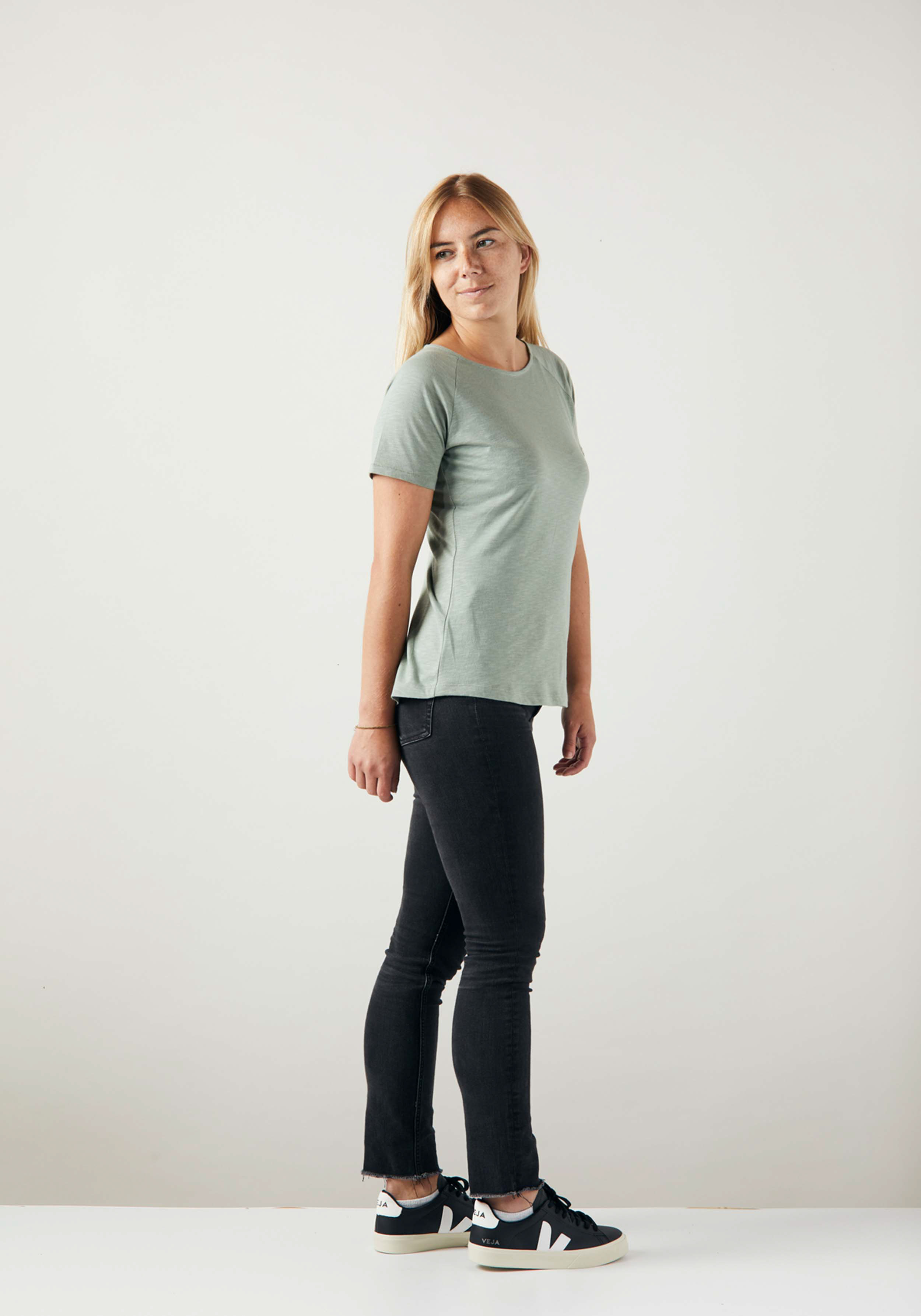 WE ARE ZRCL Damen Raglan T-Shirt Basic Light Green