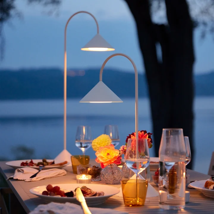 Frandsen - Grasp LED Akku-Stehleuchte, H 47 cm, beetroot matt