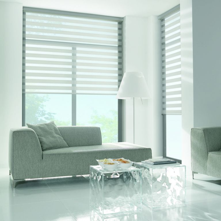 Luceplan Costanza vloerlamp telescopisch met dimmer en diffuser aluminium/wit
