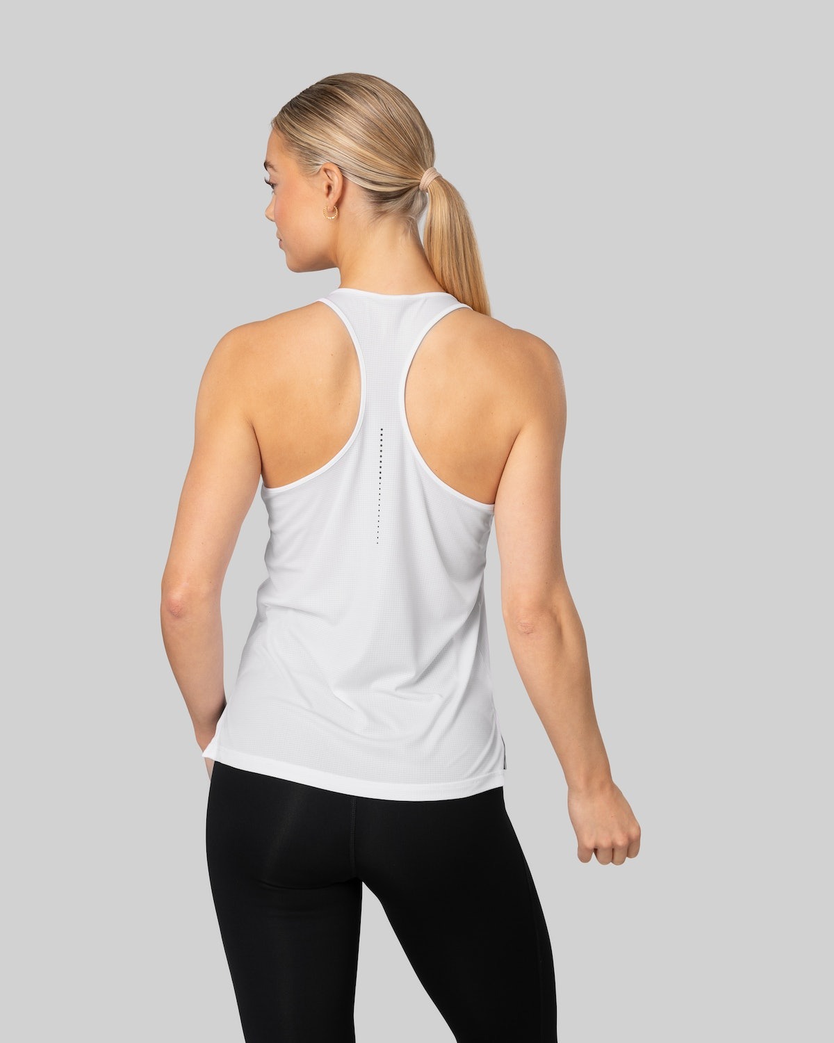 Discipline Singlet Dame White