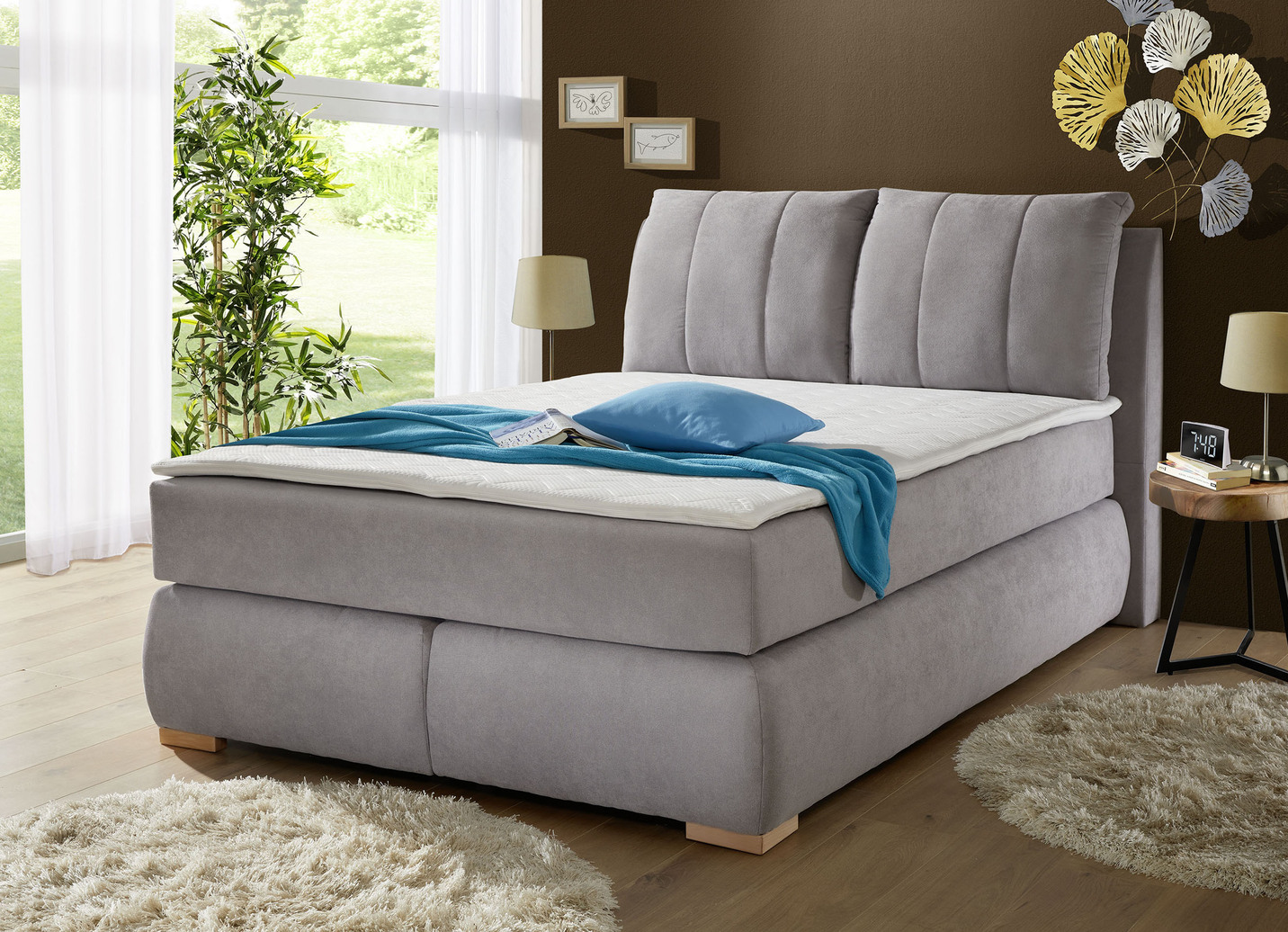 Boxspringbett mit Topper