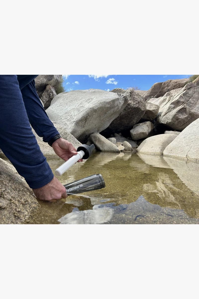Lifestraw Go Serie 650 ml Trinkflasche + Wasserfilter