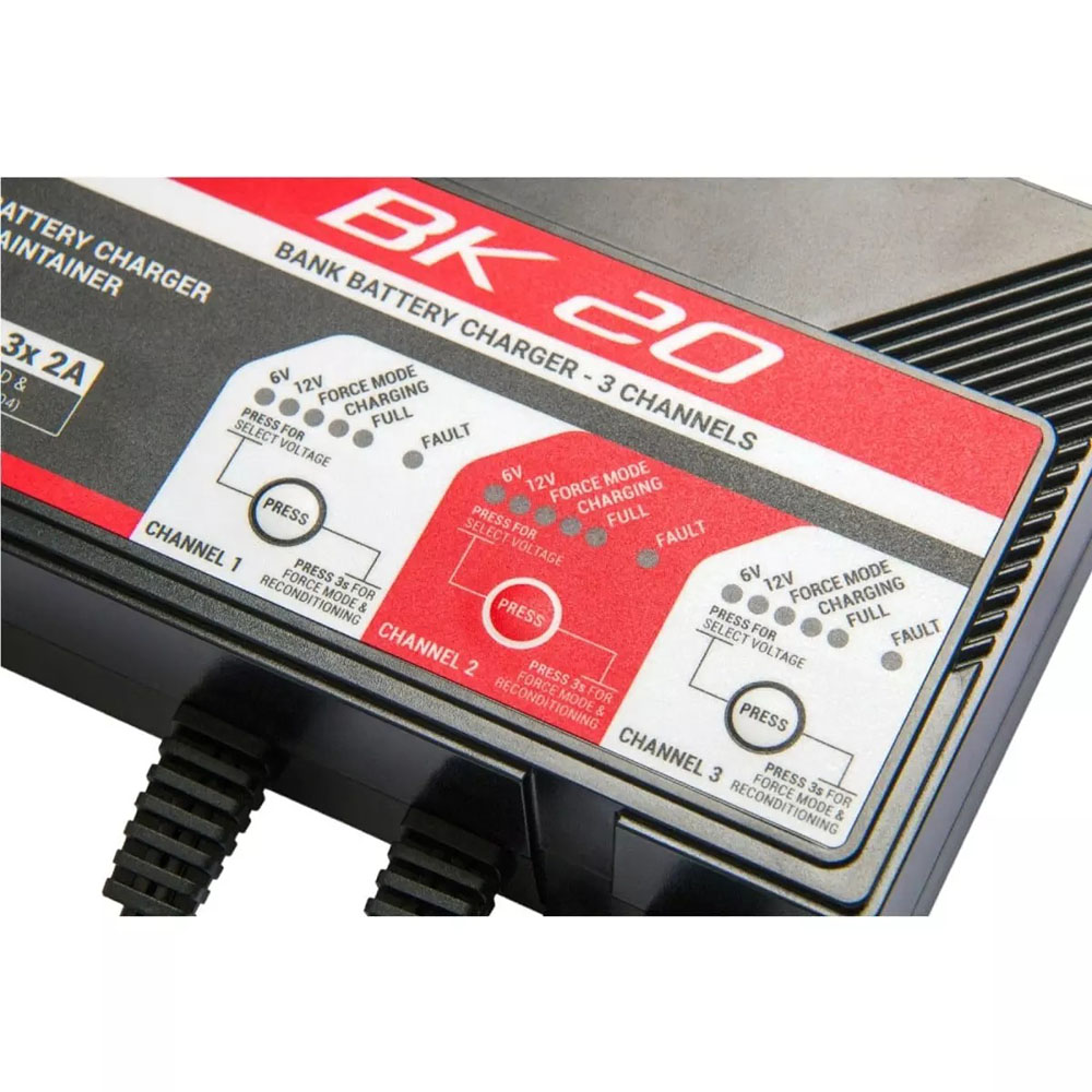 BS Battery - Chargeur de batterie BK20 6V/12V 3X2A Noir / Rouge