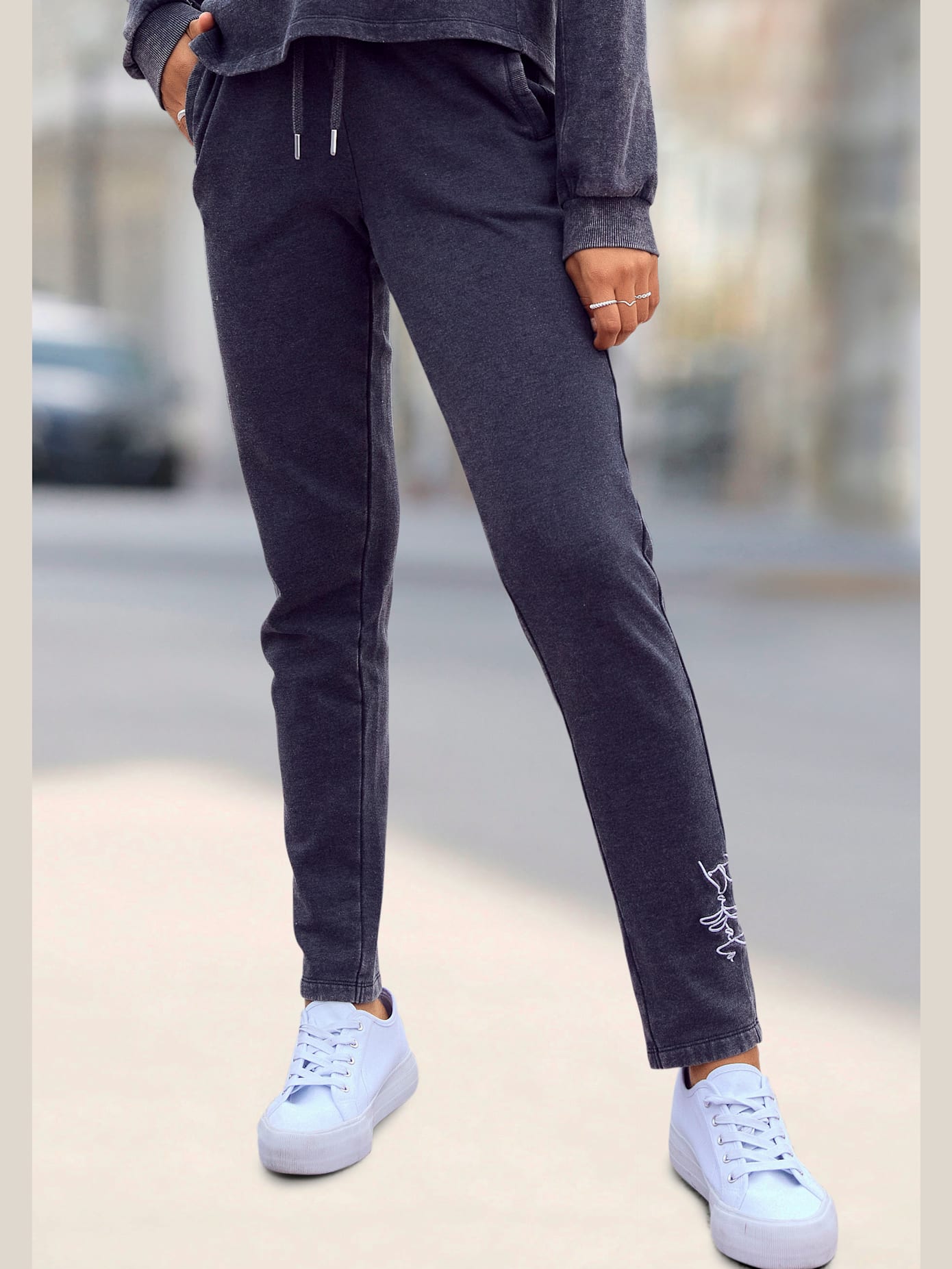 Pantalon molletonné pantalon d'intérieur, broderie sur le côté