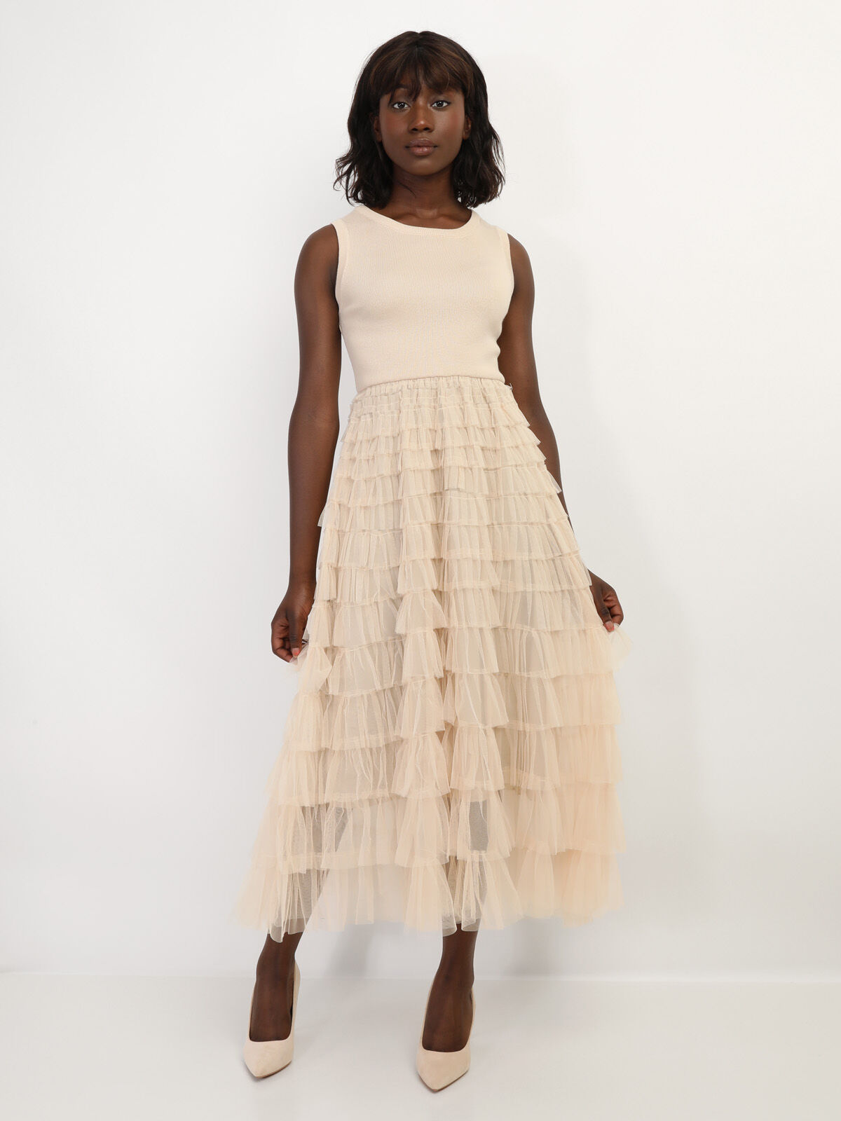 Robe longue à volants en tulle- Beige