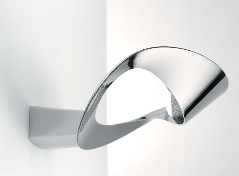 Artemide Mesmeri wandlamp LED 2700K glanzend chroom