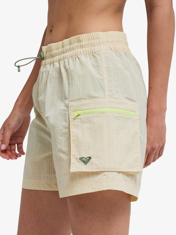 Boundless Spirit 2 Short de sport taille élastique Beige Femme
