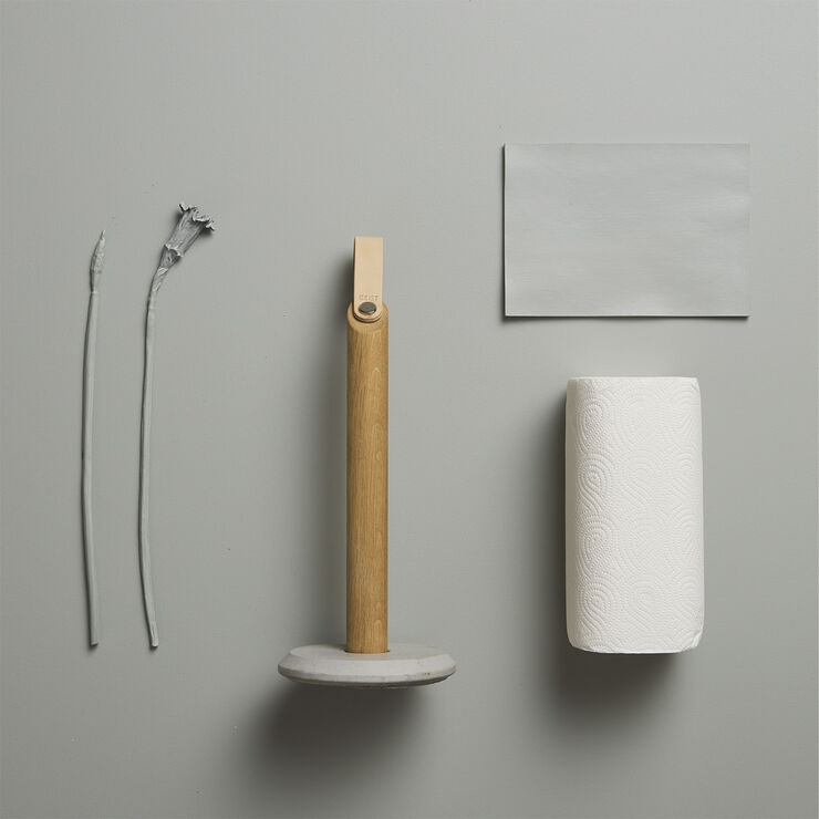GEJST GRAB Kitchen Roll Holder Oak Lysebrun