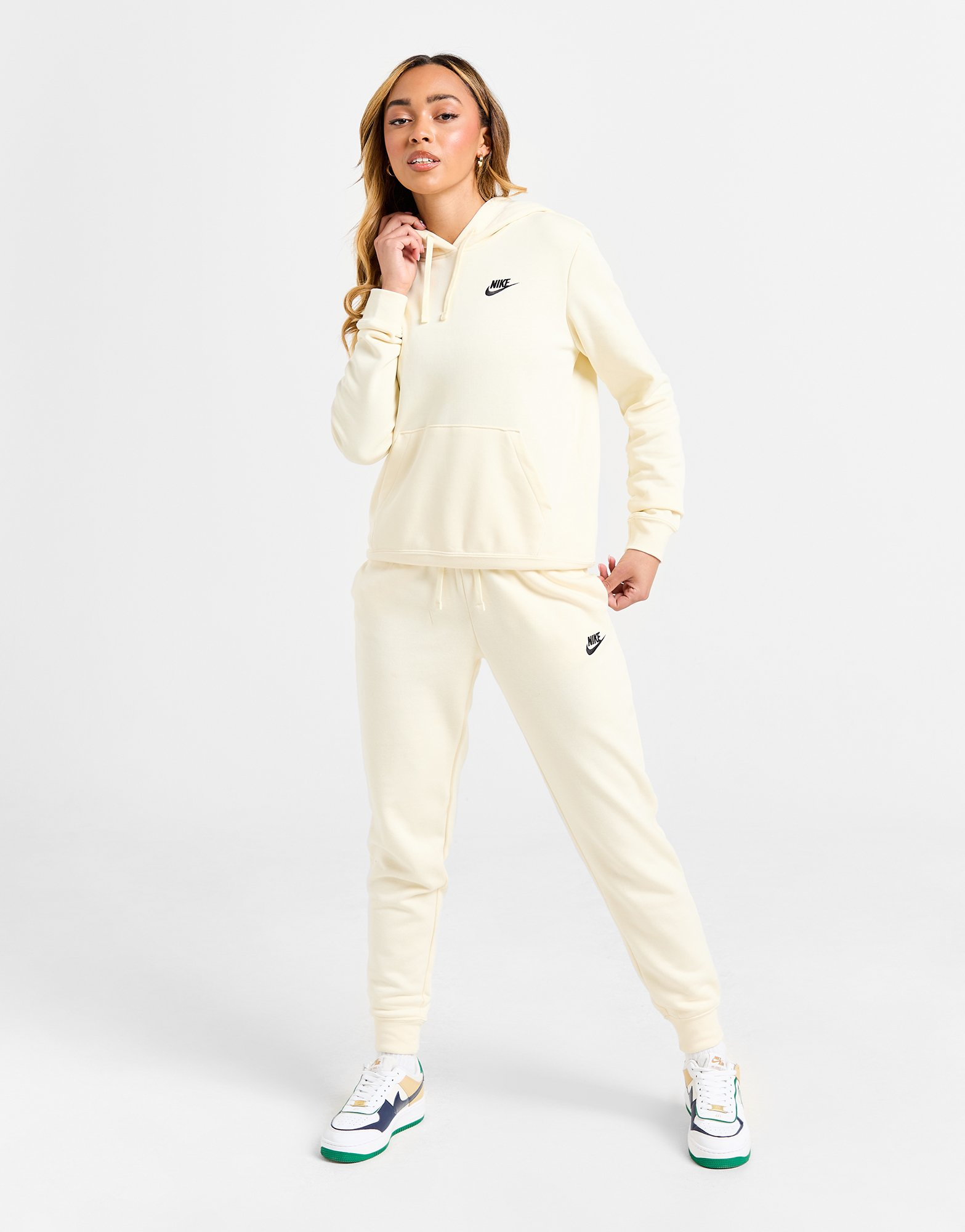 Nike Sweat à Capuche Club Femme