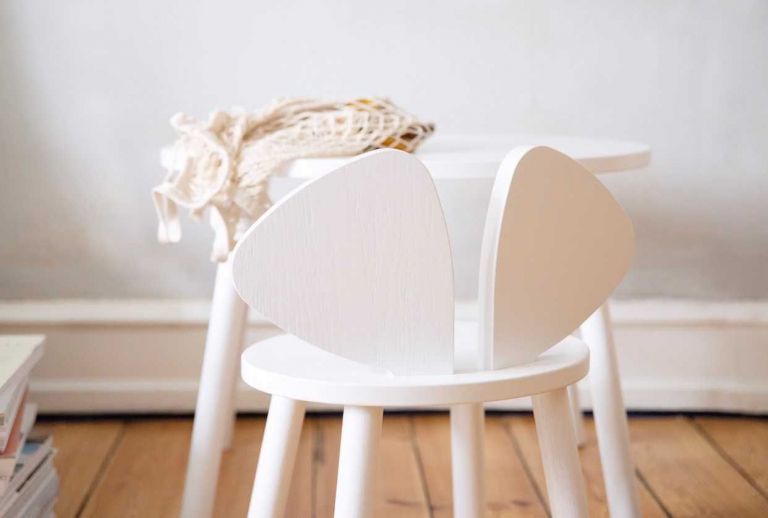 Nofred Mouse kindertafel gelakt eiken