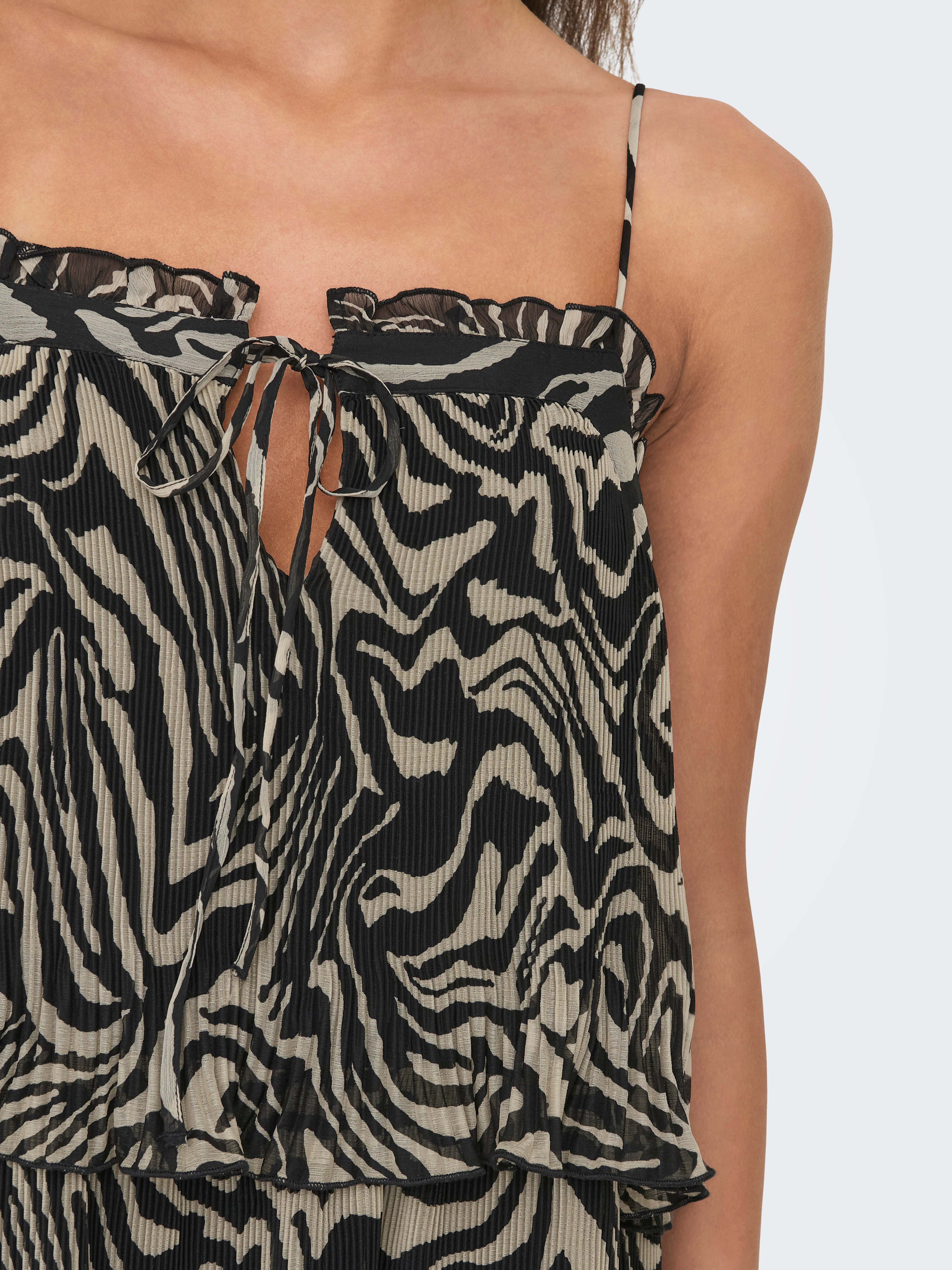 ONLASTA Langes Kleid Black
