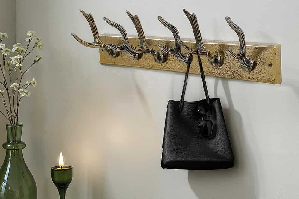 Dekorative Wandgarderobe DEER 50cm messing Metall Hirschgeweih Kleiderhaken