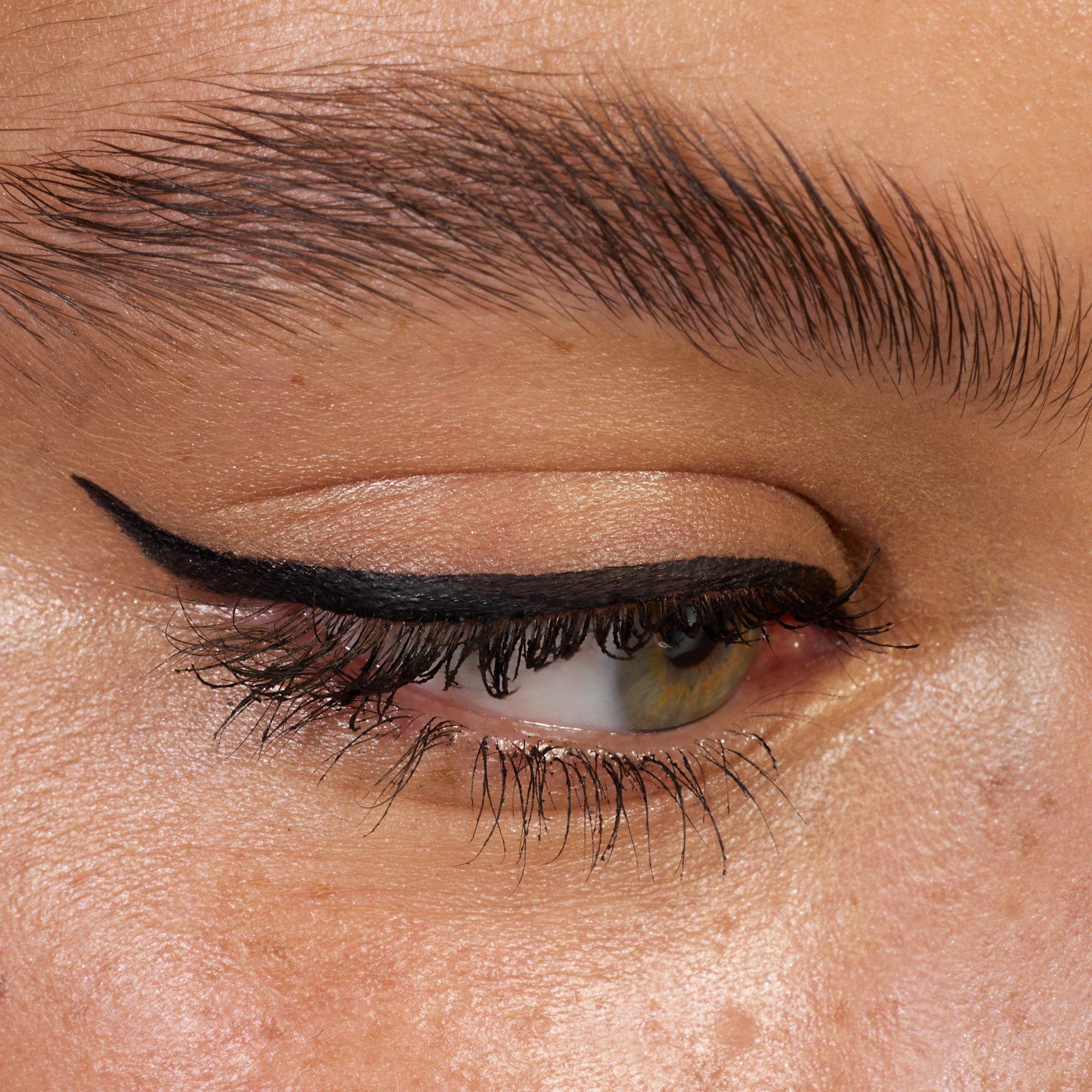 Quick Wing! stamp eyeliner