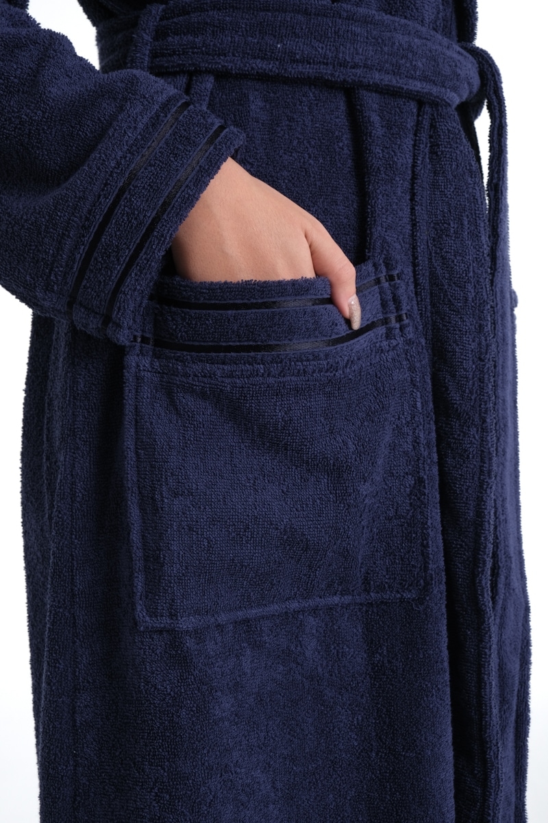 Bruno Banani Damenbademantel »Clement, ideal für Sauna & Spa, Hotelbademantel, Morgenmantel«, 1 Stk. 100% Baumwolle, einfarbig, glänzende Streifen-Bordüre, Taschen, XS-3XL