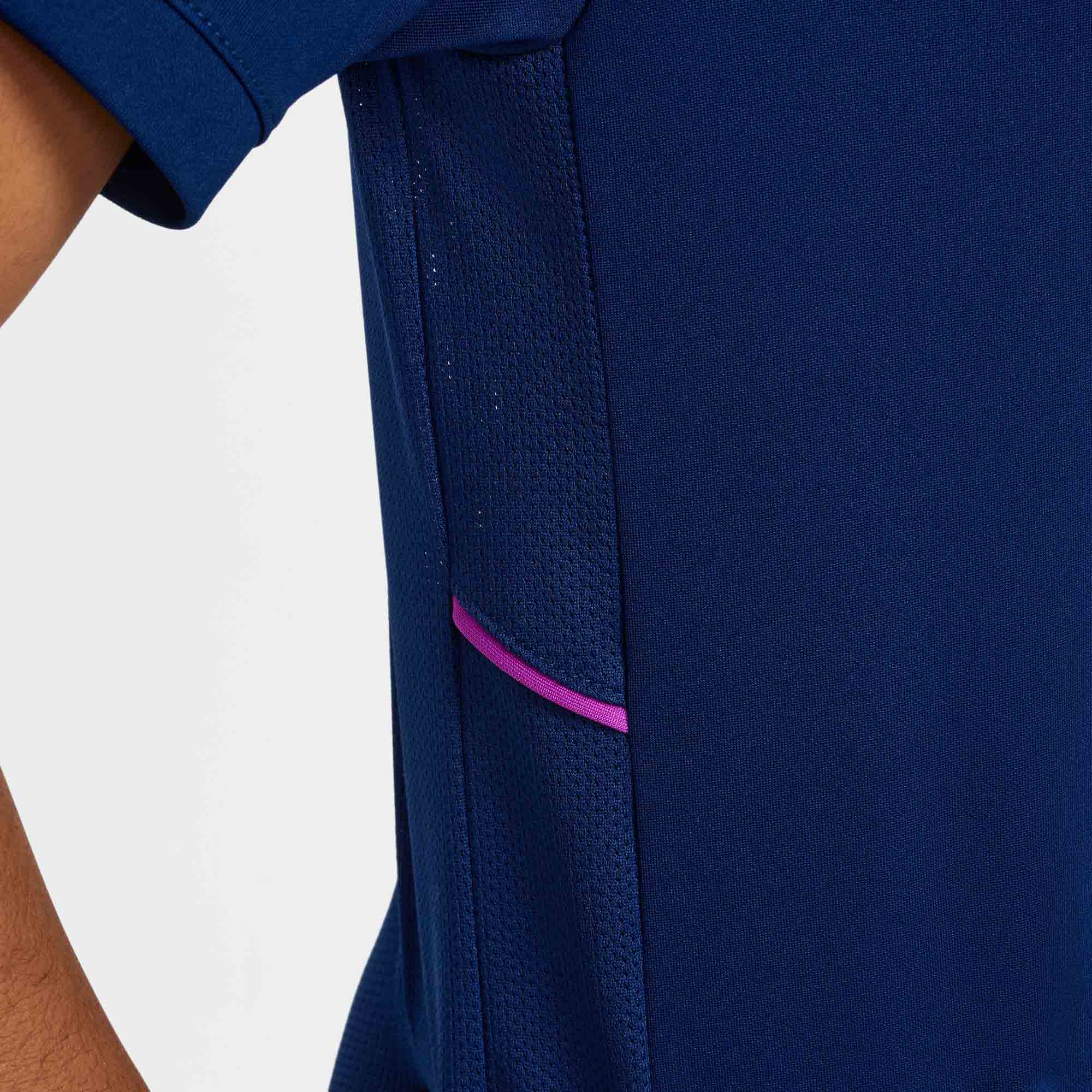 Kylian Mbappé Academy Soccer Top Barn 492/Blue Void/Blue Void/Metallic Gold