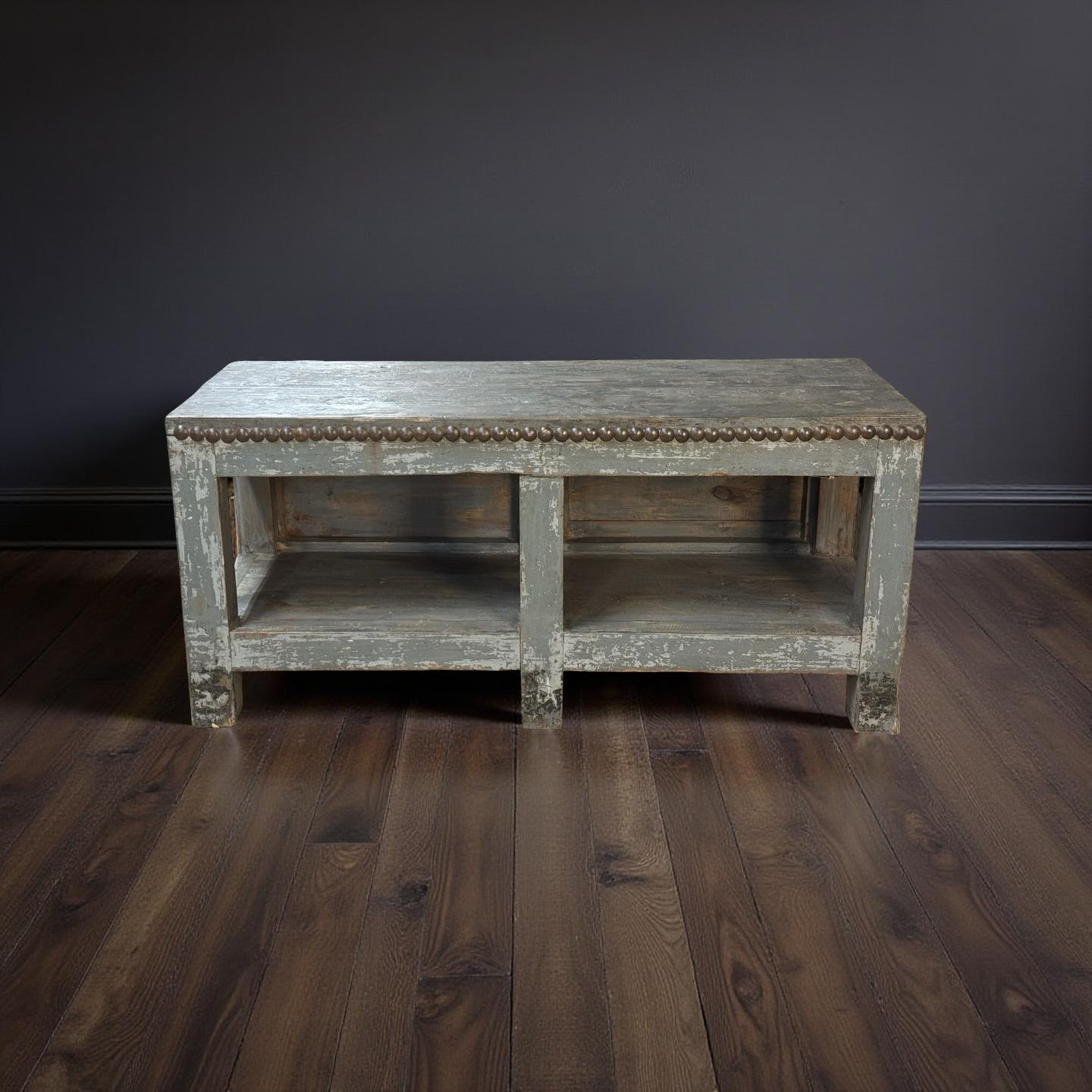 Dressoir grijs met authentieke nagelrand
