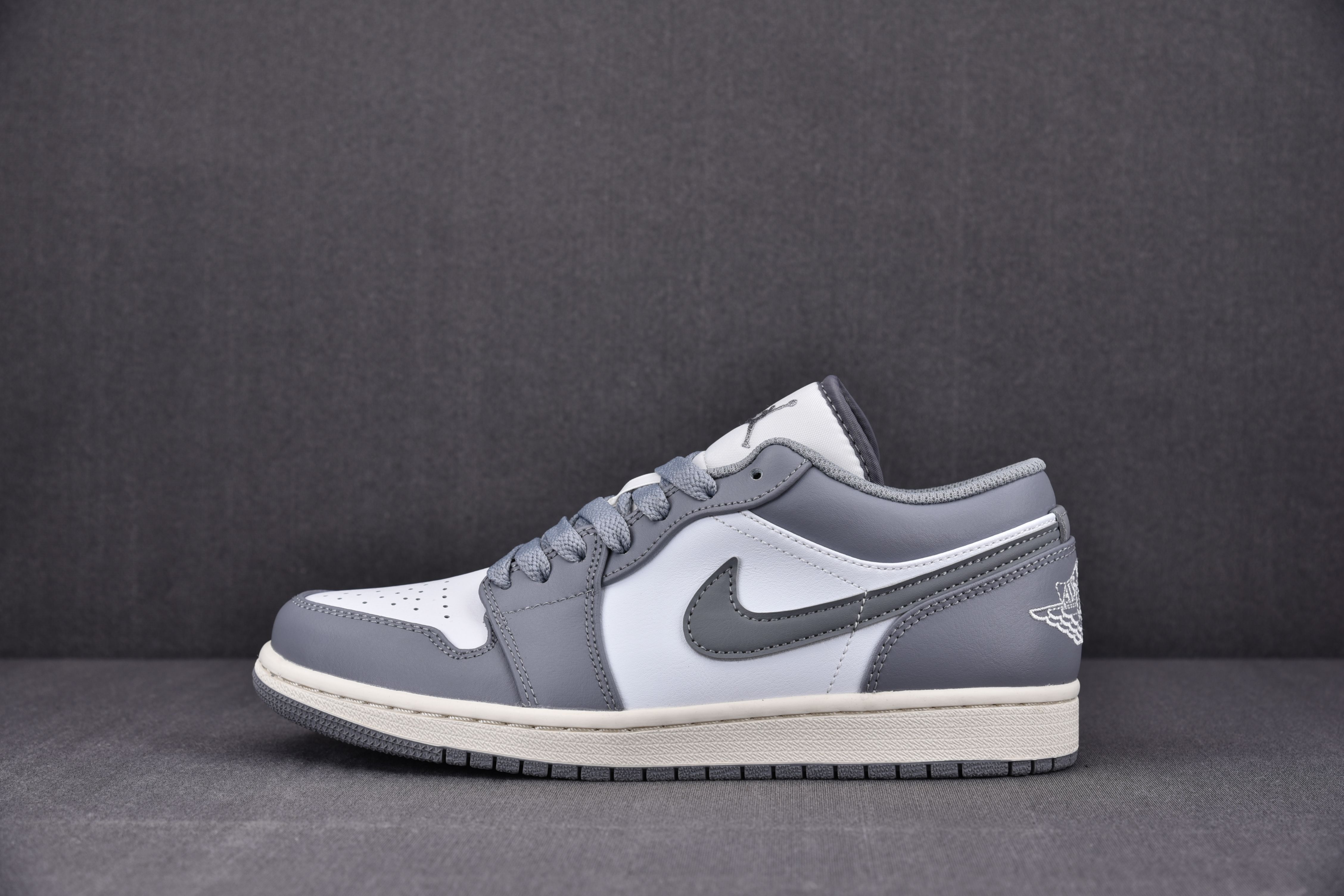 Air Jordan 1 Low Vintage Stealth Grey