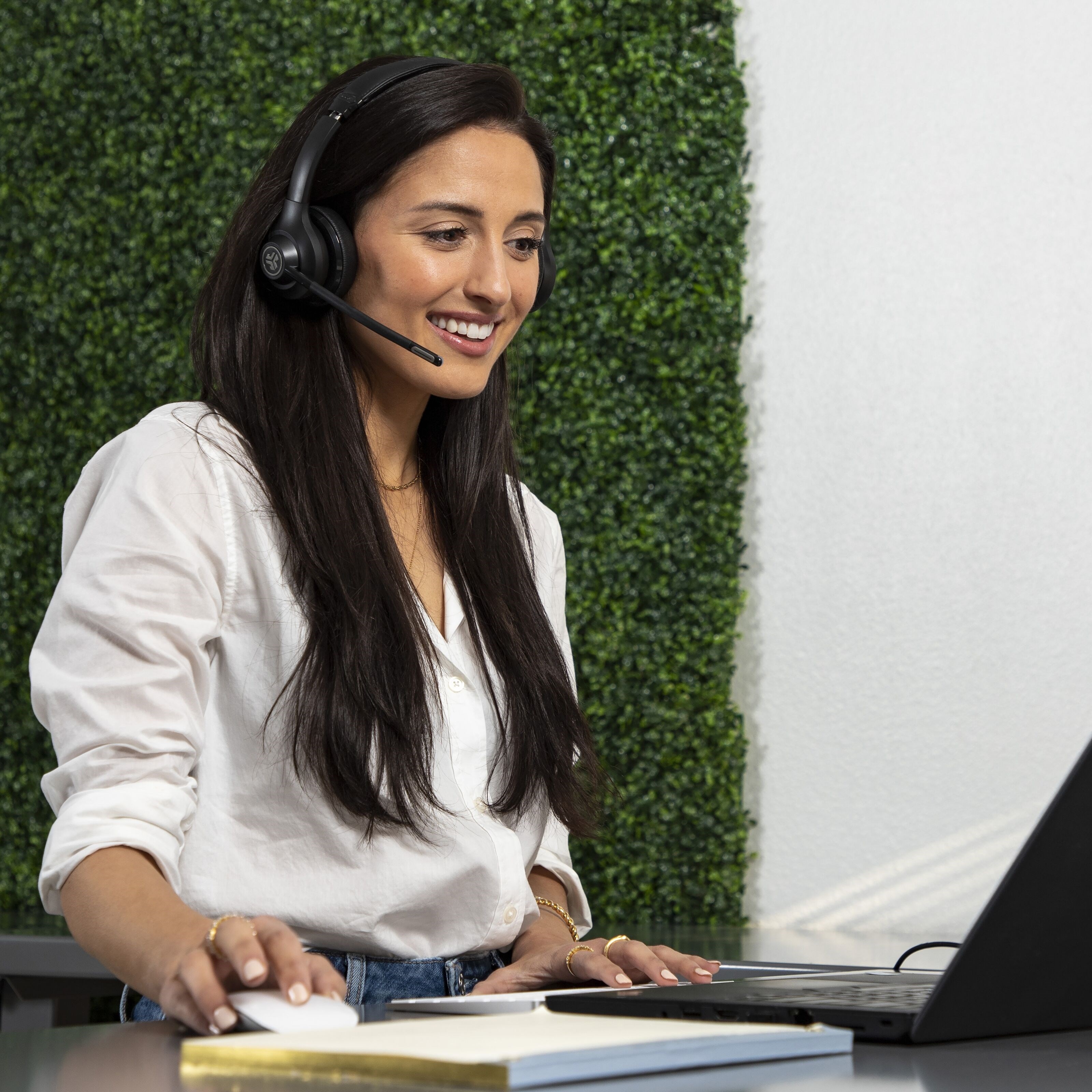 JLab GO Work Trådløst headset