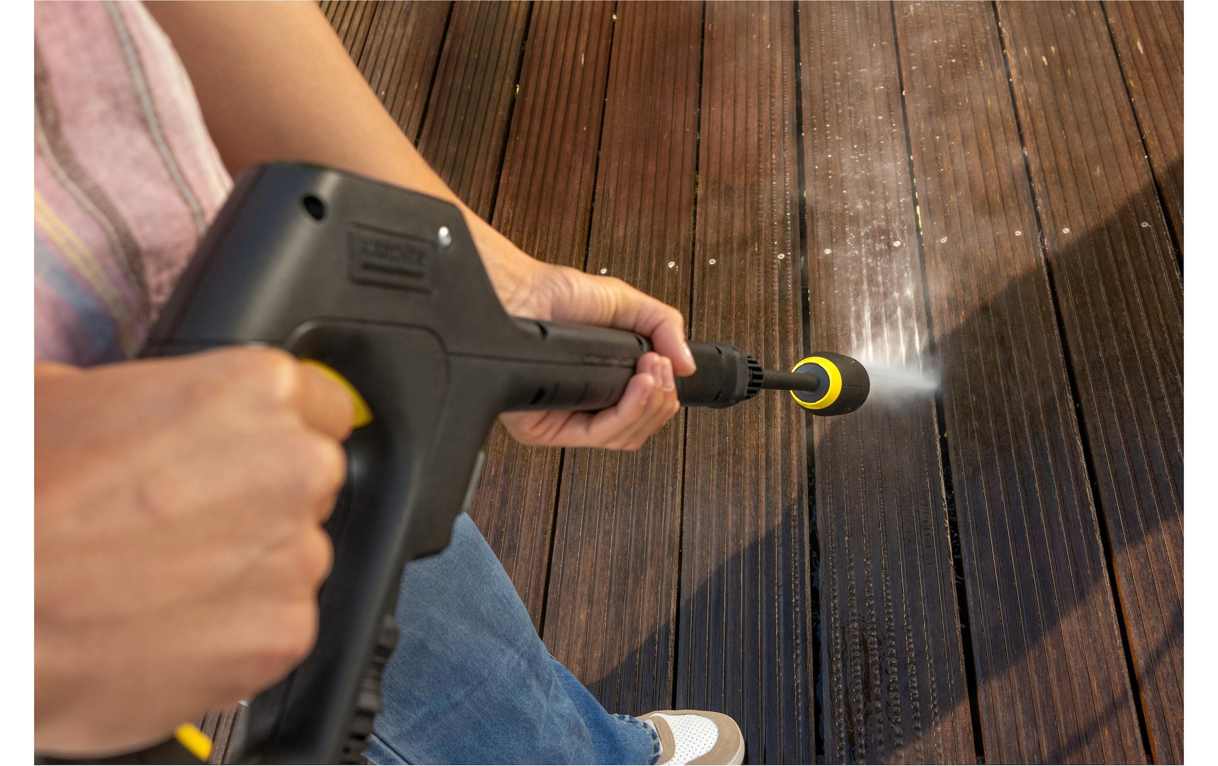 Kärcher Professional Hochdruckreiniger »K 4 Comfort Premium« Hochdruckreiniger mit wassergekühltem Motor und Schlauchtrommel