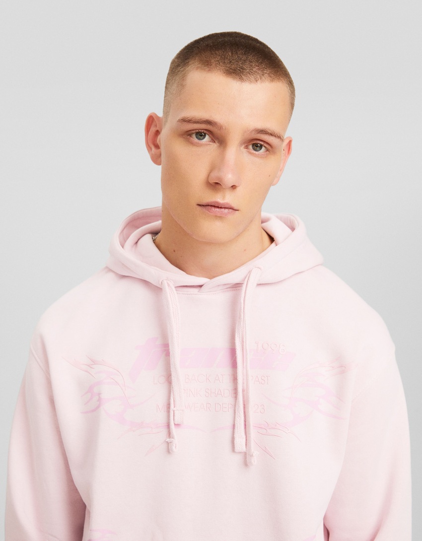 Moletom com capuz estampado