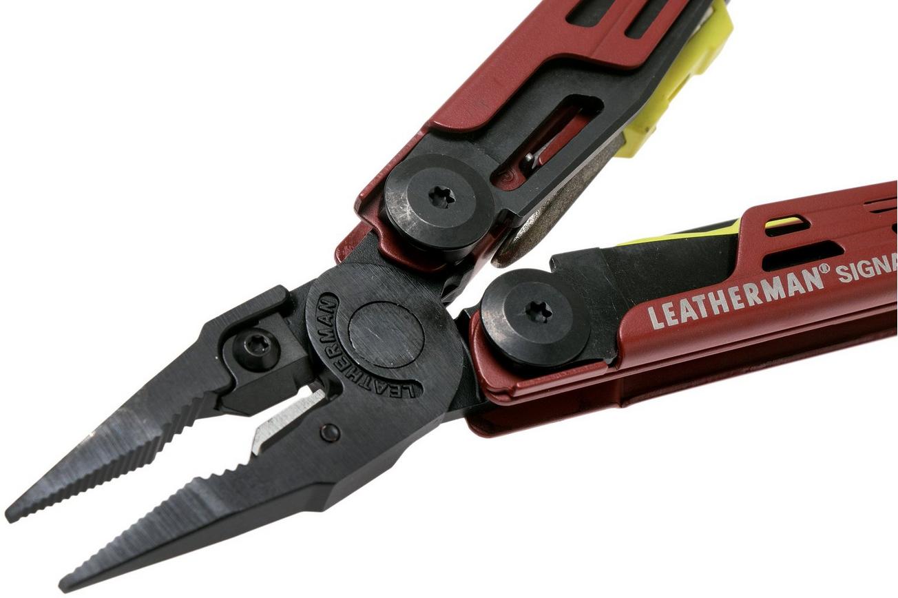 Leatherman Signal Crimson Red survival multitool 832745, nylon foedraal