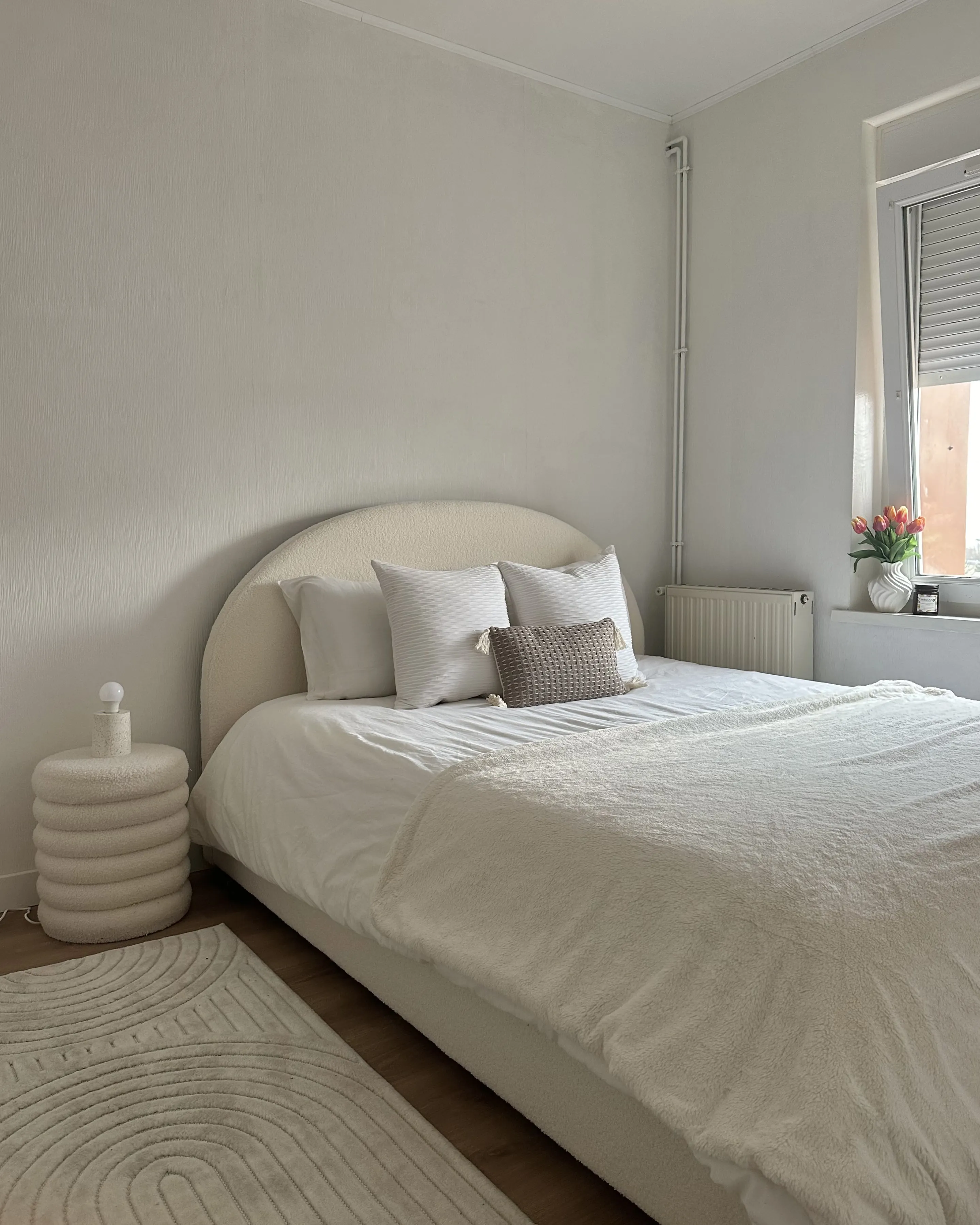 Bed met opbergruimte Bouclé VAUCLUSE 160 x 200 cm Gebroken wit