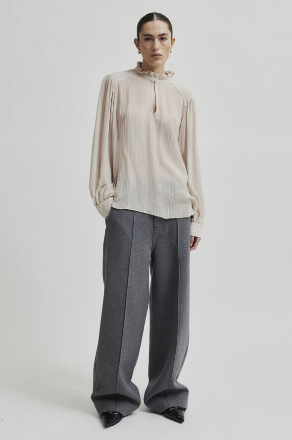 Second Female Vitta Blouse Brazilian sand