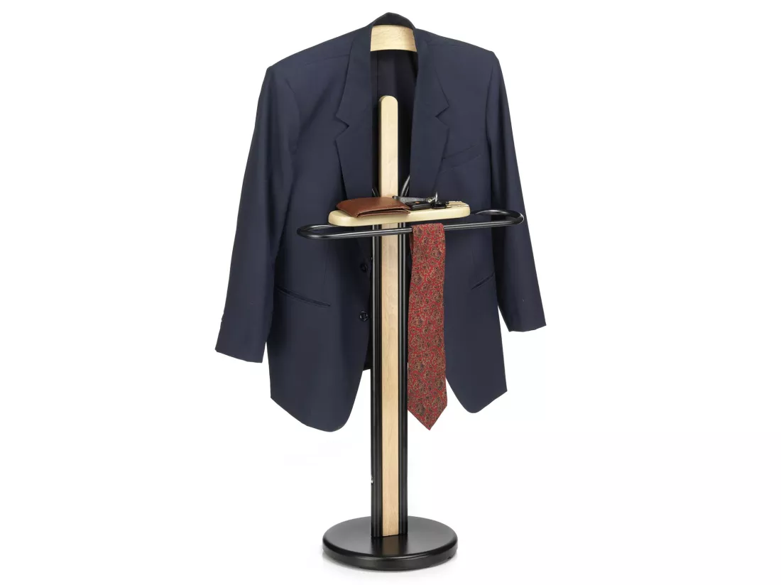 Valet de chambre MATTEO chevalet de nuit portant pour vêtements, structure en métal et en bois laqué couleur noir et chêne sonoma
