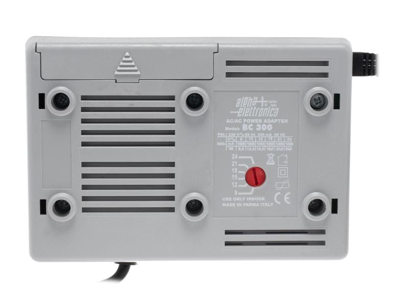 Alpha Elettronica Tischnetzgerät  9 V 12 V 15 V 18 V 21 V 2 Tisch-Universalnetzteil AC/AC