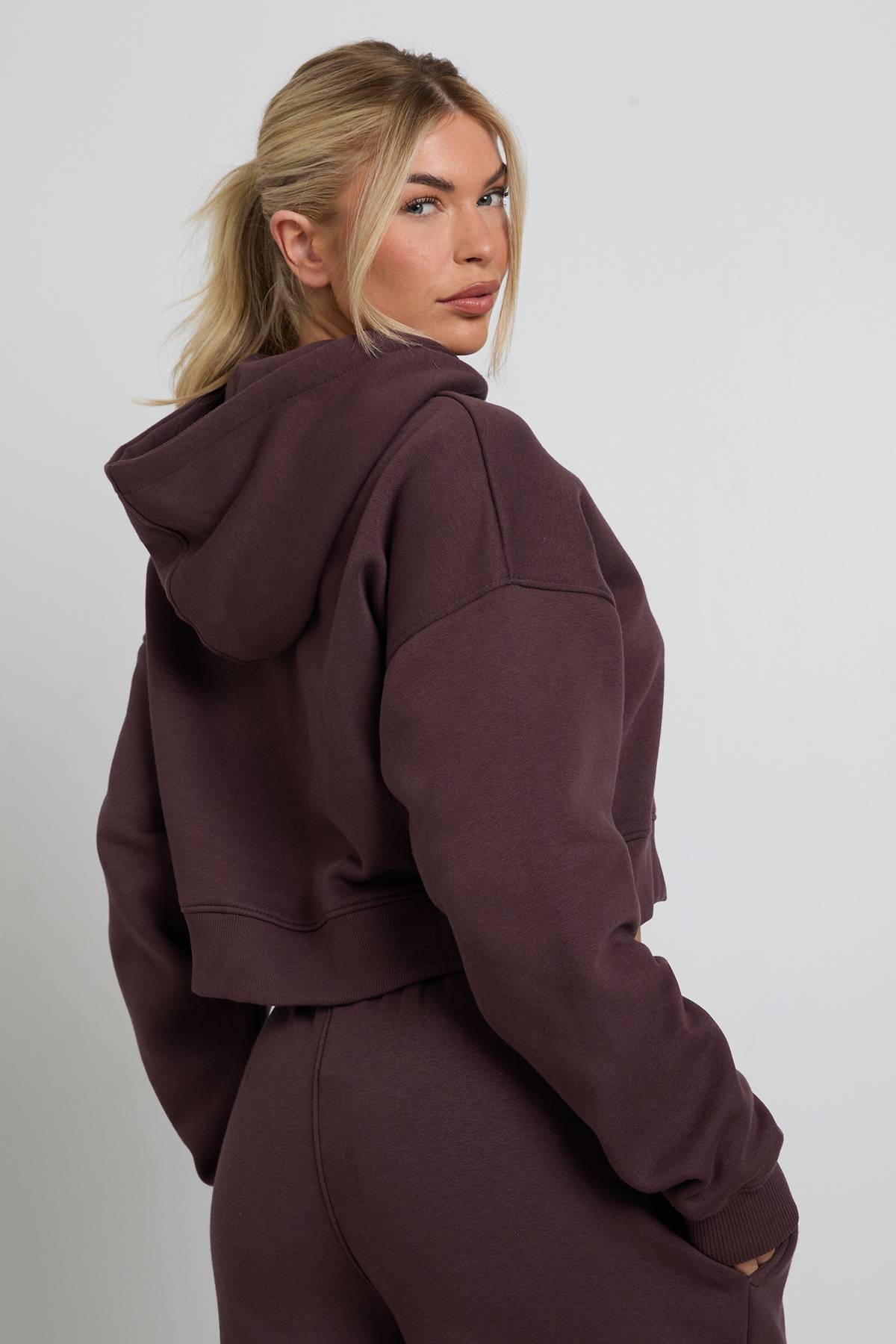 Sweat À Casynthétiqueche Court Boxy Zippé Avec Appliqué Éponge Dsgn Studio