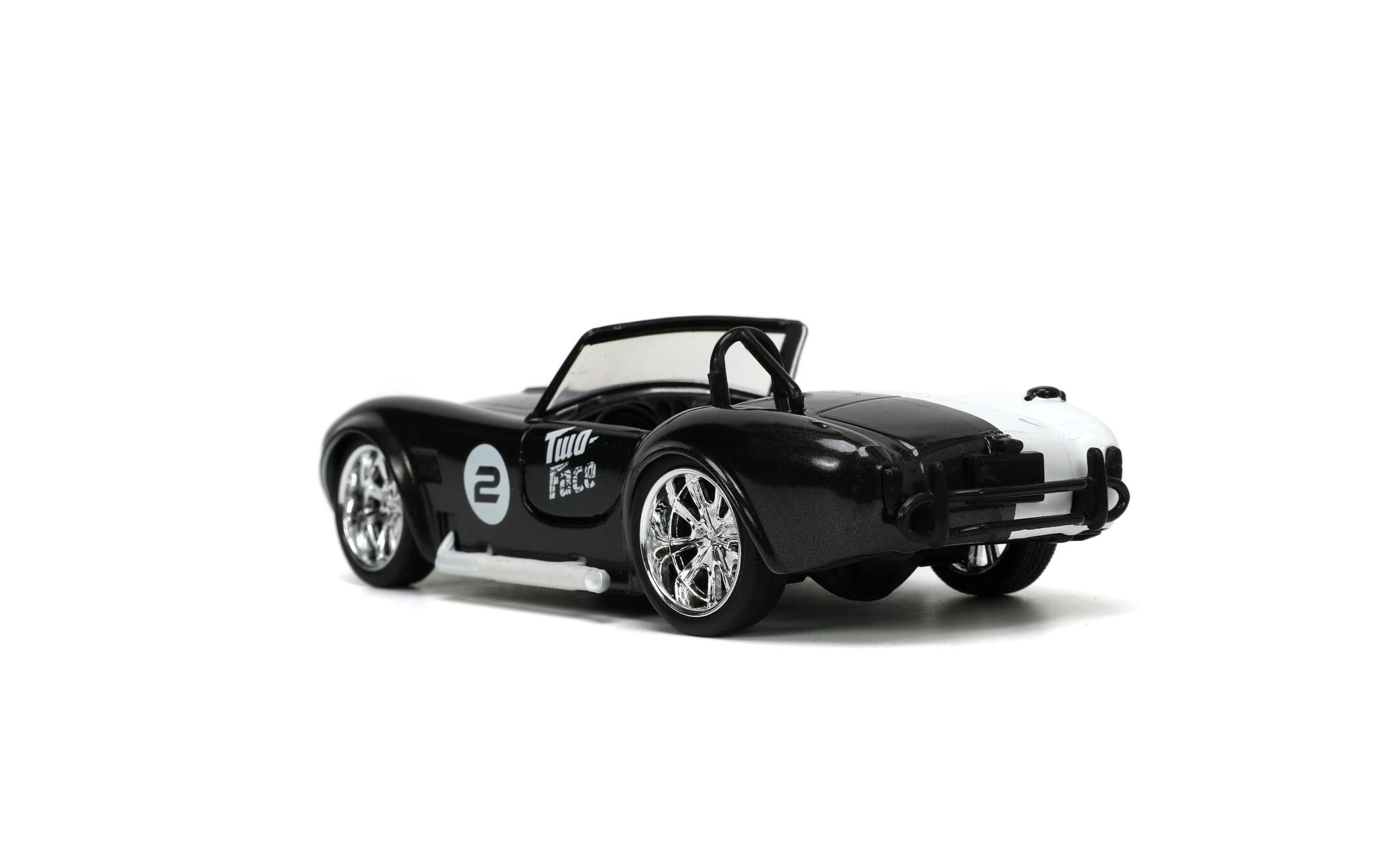 Shelby Cobra 427 «Two Face» 1:321965 Shelby Cobra 427 Modell mit Two Face Figur