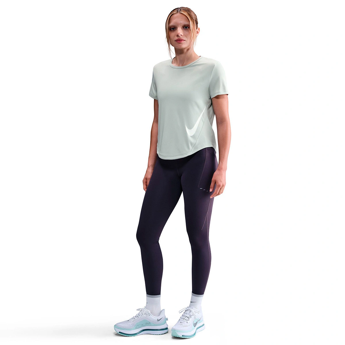 T-Shirt Nike Tempo Swoosh Mulher