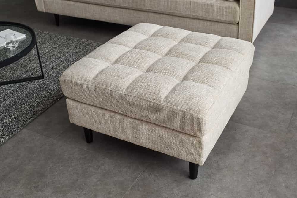 Design Hocker COZY VELVET 80cm beige Chenille Federkern Holzfüße