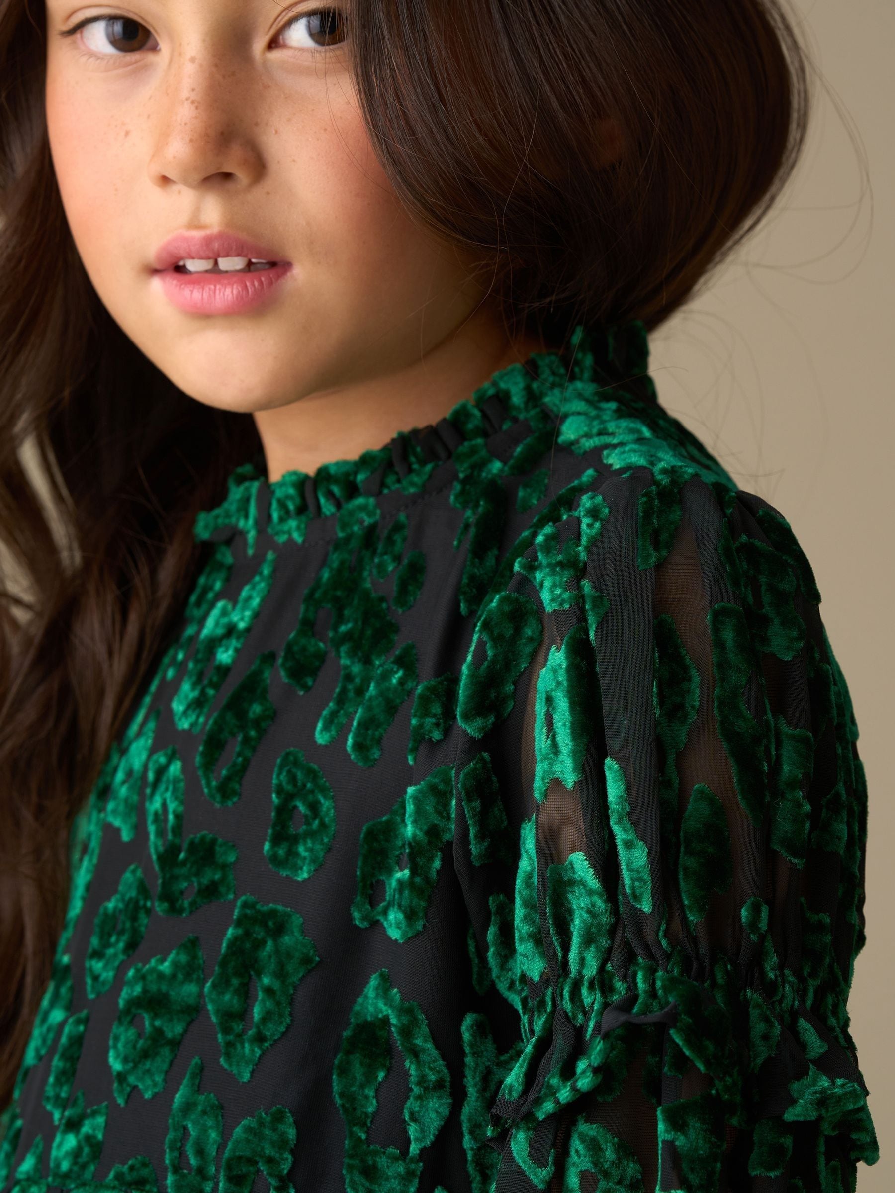 Groen - Angel & Rocket Poppy Devore Velvet Tiered Dress
