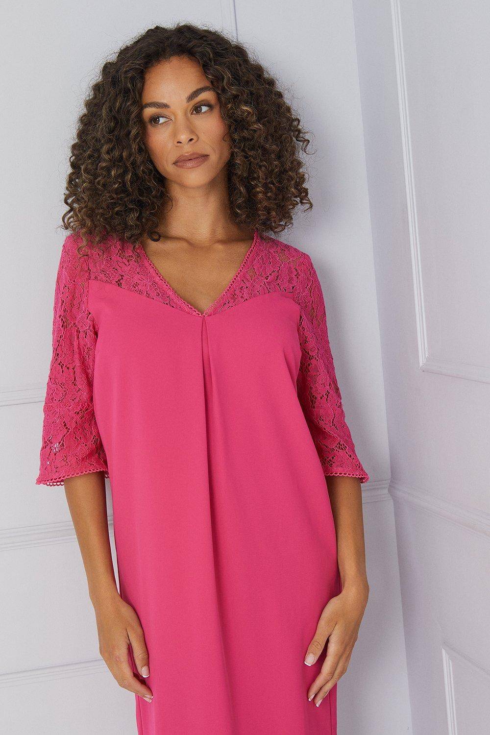 Wallis Robe Droite à Manches en Dentelle à Volants