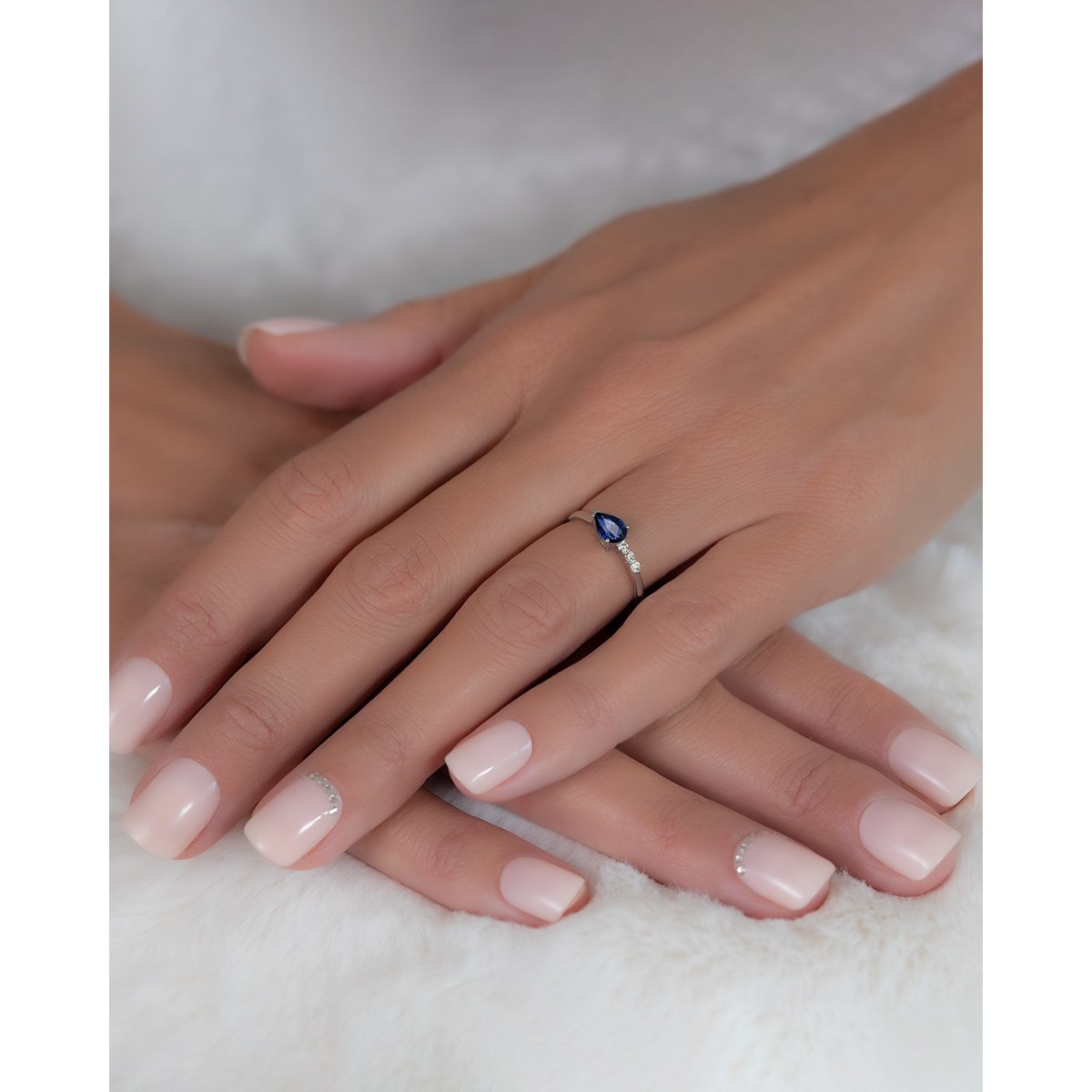 Bague ADEN Saphir et diamants sur Argent 925 1.176grs