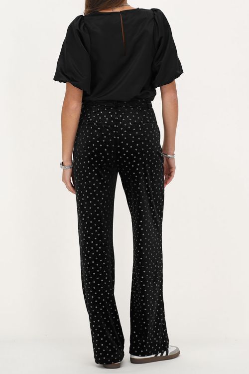 Zwarte velvet broek met zilverkleurige bloemen