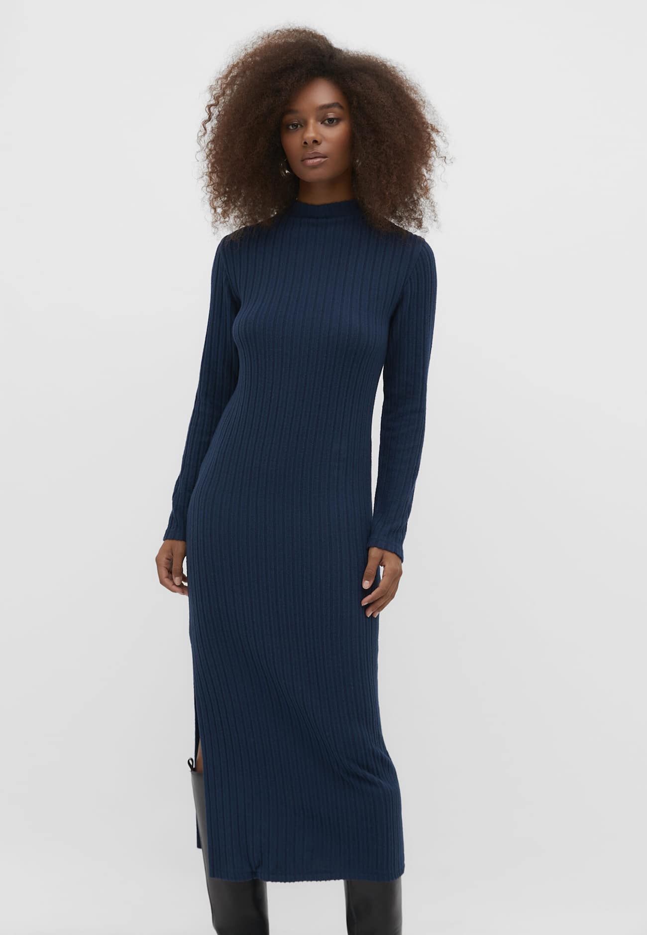 Vestido midi canelado de toque macio