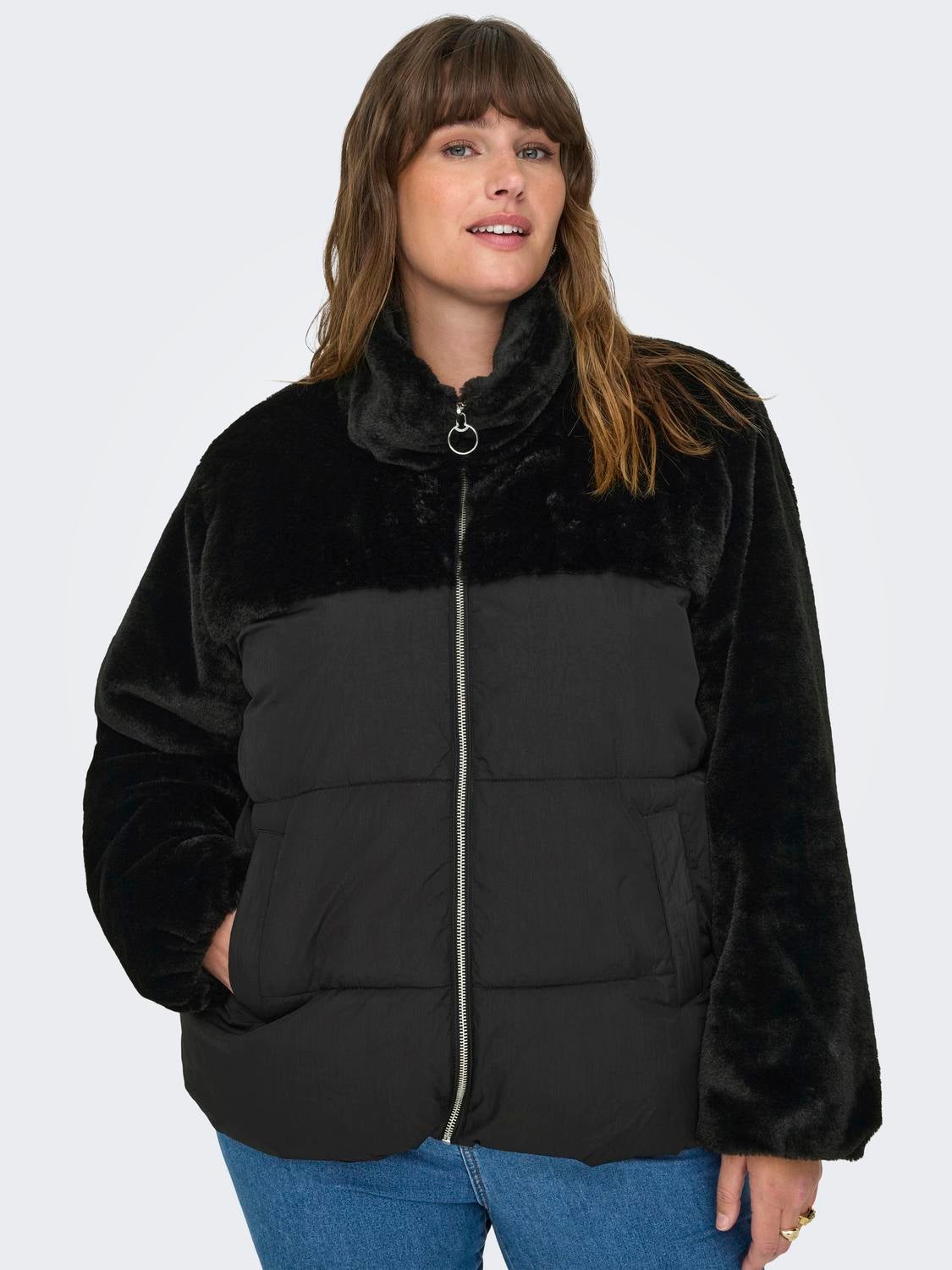CARWANJA Daunenjacke Black