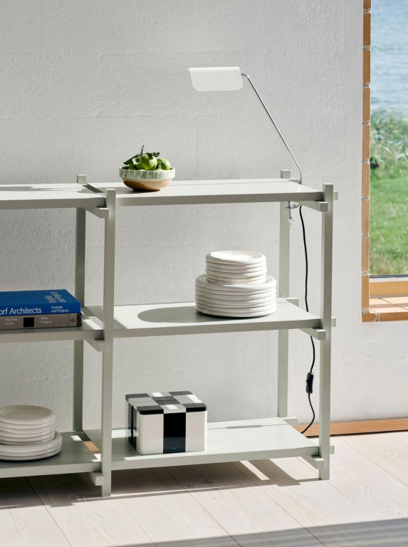 Hay Woody Low stellingkast eikenhouten frame, Almond White