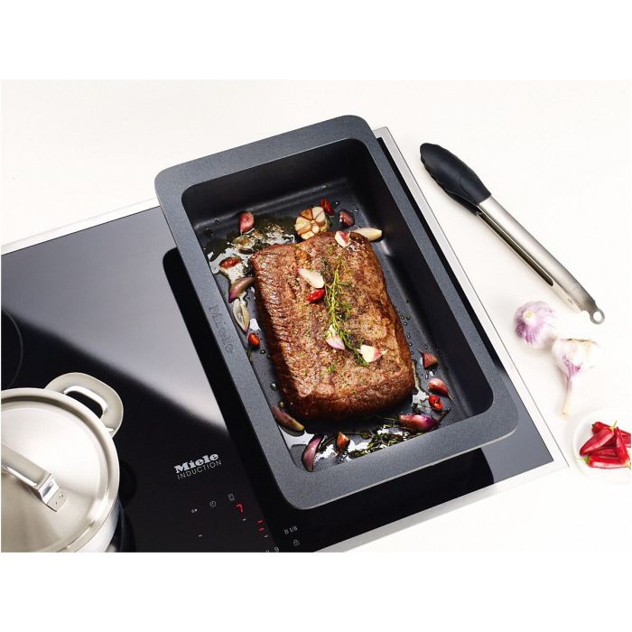 Miele Gourmet-Bräter HUB 5001-M