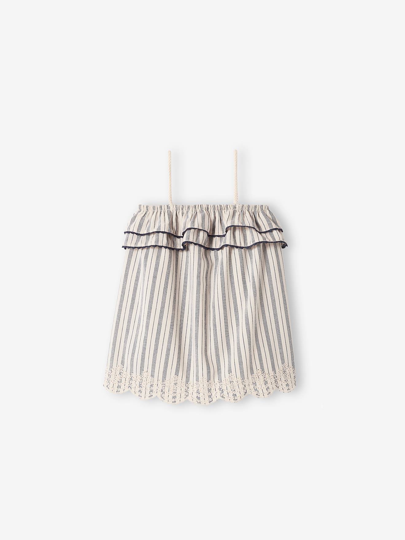 Vestido de bebê listrado em bege claro com bordados