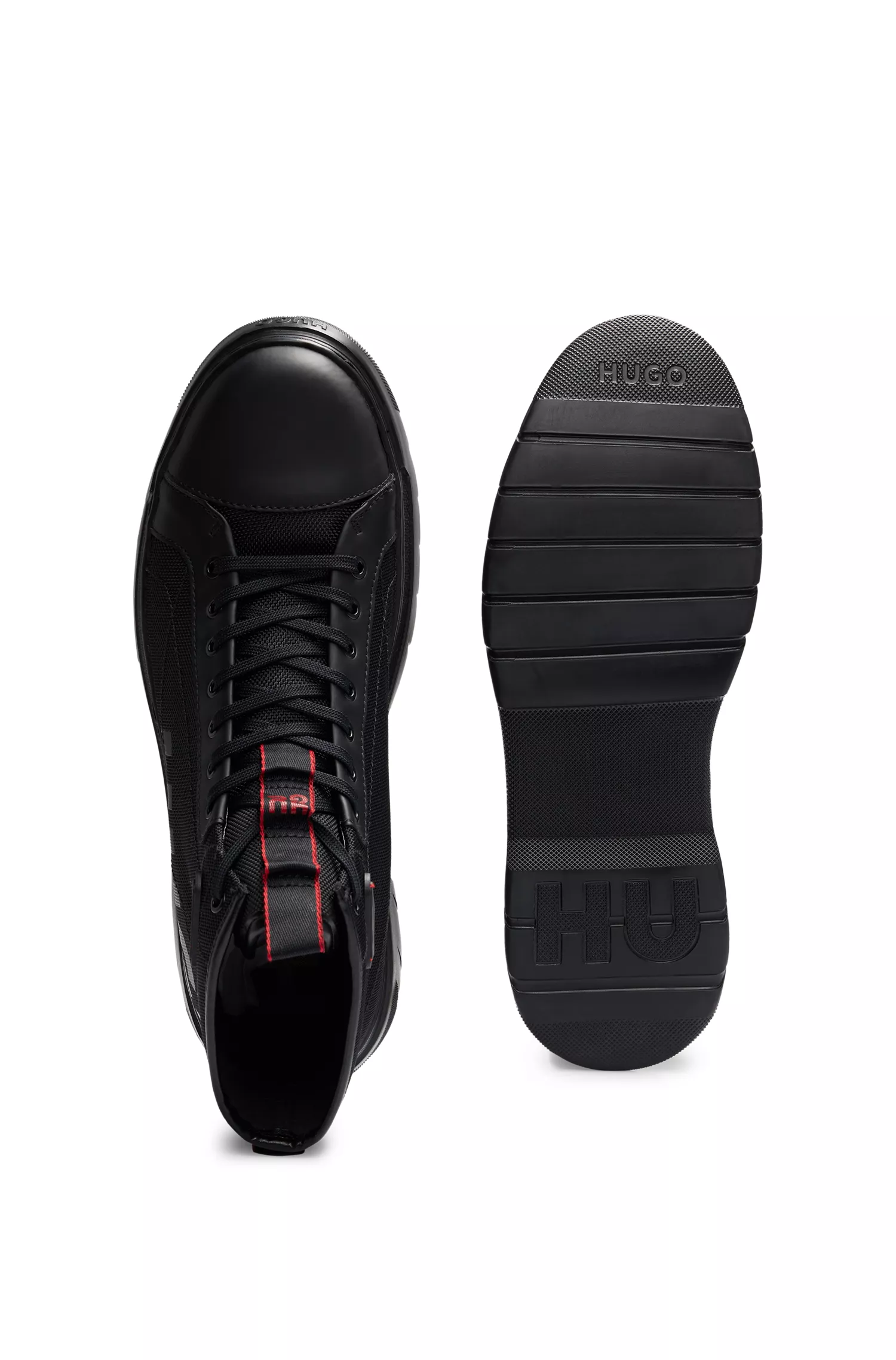 Botas HUGO Red-Hybrid com cadarço e fita com o logotipo.