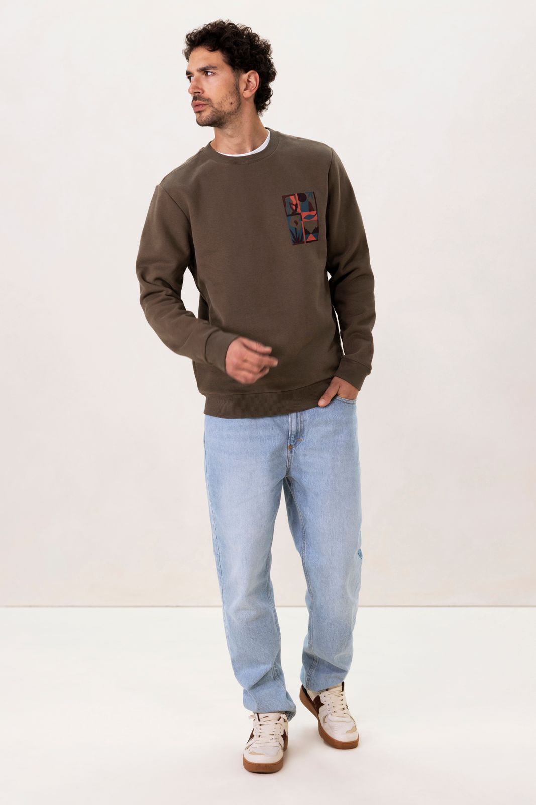 Donkergroene sweater met print