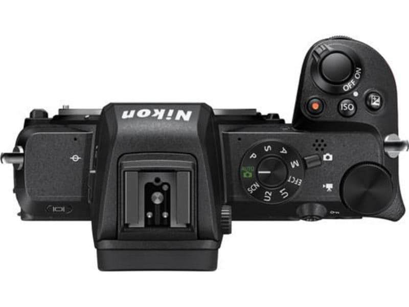 Nikon Fotokamera Z50 16-50mm / 50-250mm Messenger-Bag Kit Spiegellose Nikon-Kamera mit zwei Objektiven, Tasche und SD Karte