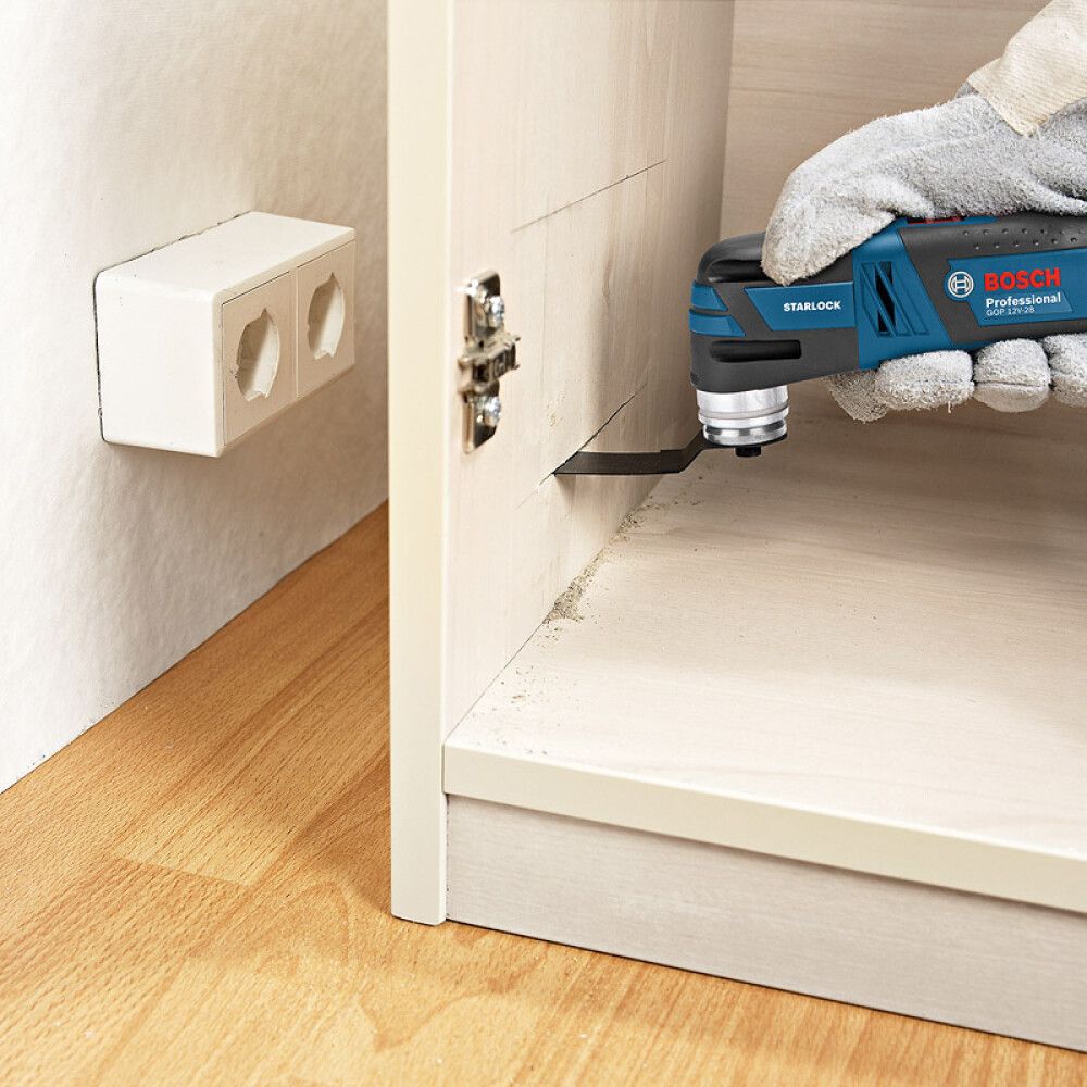 MULTIKUTTER BOSCH PROFESSIONAL GOP 12V-28 12V UTEN BATTERI
