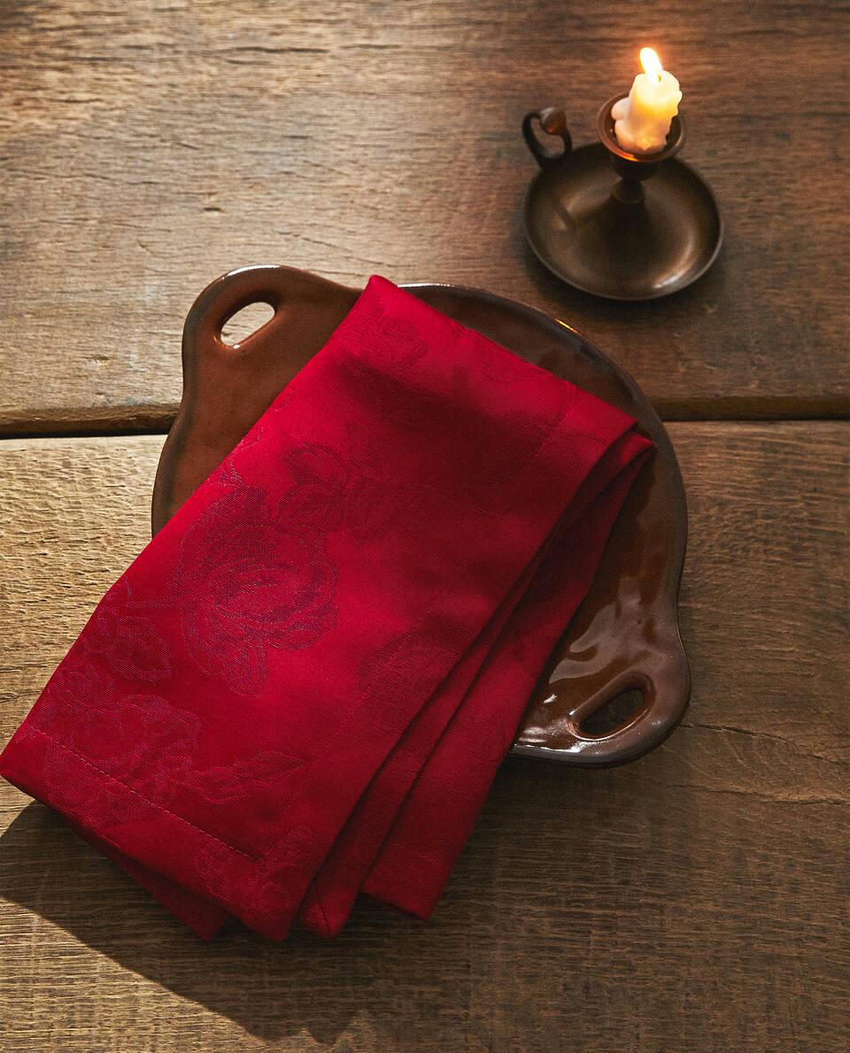 PACOTE DE GUARDANAPOS DE NATAL COM ESTAMPA FLORAL EM JACQUARD (PACOTE COM 2)